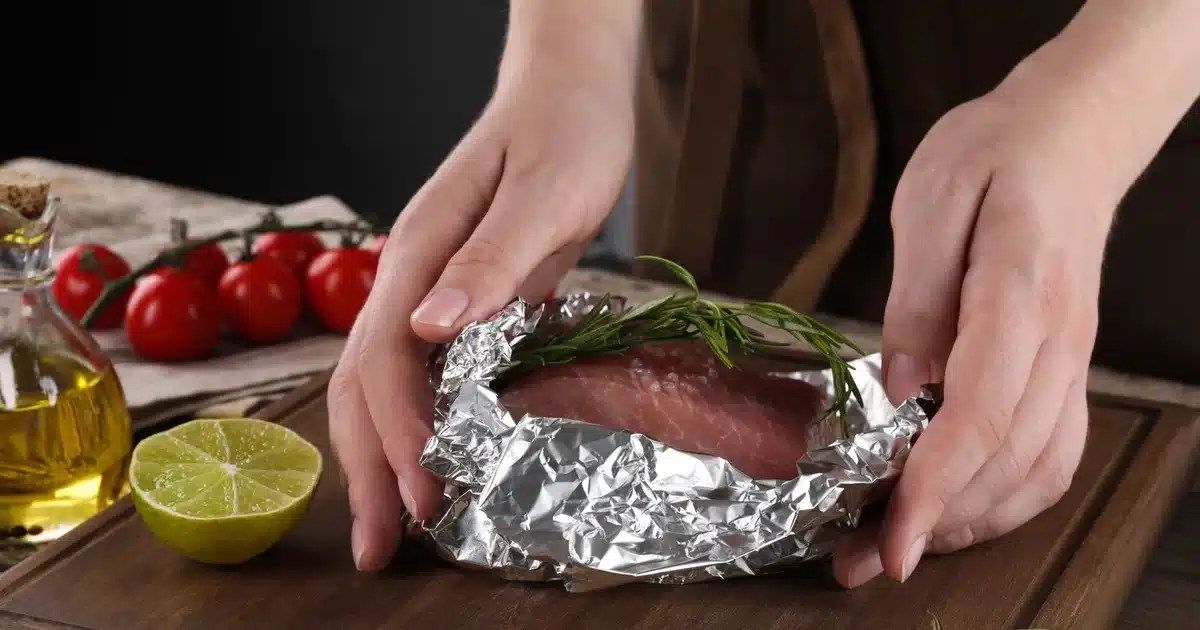 7 erreurs que tout le monde commet avec le papier d'aluminium