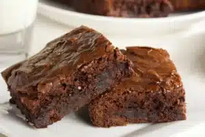 Donnez une touche raffinée aux brownies en boîte avec ce nappage 5 étoiles
