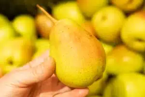 La plus grande erreur que tout le monde fait en achetant des poires