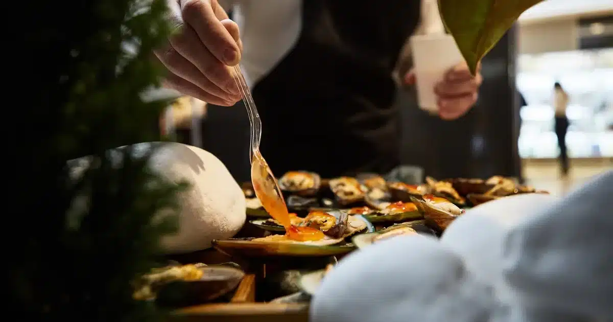 L'amuse-bouche aux fruits de mer populaire que les serveurs de restaurant disent ne pas commander