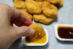 Oui, vous pouvez commander des Chicken McNuggets extra croustillants chez McDonald's. Mais est-ce que ça en vaut la peine ?